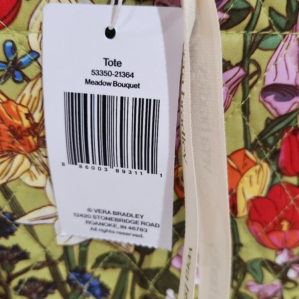 Vera Bradley Meadow Bouquet Tote, NWT - Picture 4 of 8